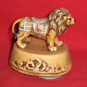 Vintage Willitts Melodies Rotating Lion Carousel Music Box Plays Its A Small Wor